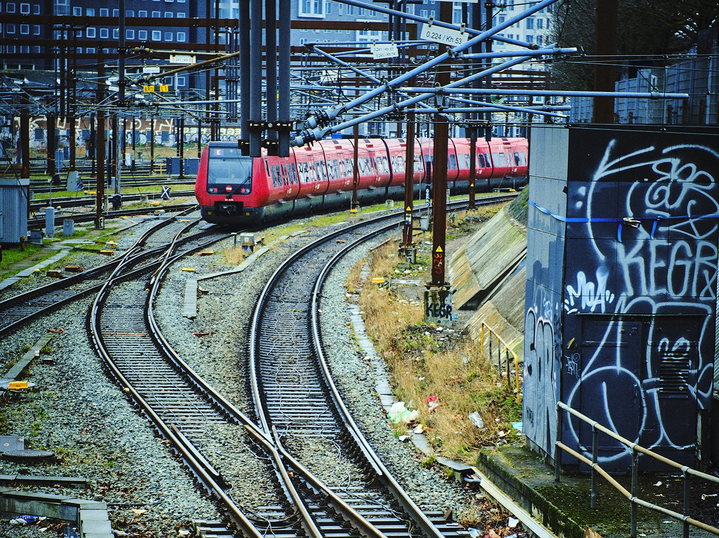 Hovedbanegården S-tog holder stille